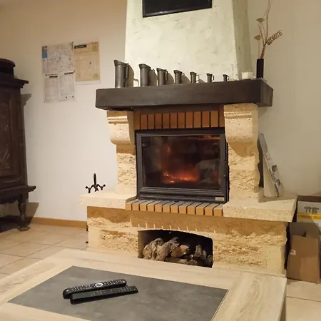 Du Prieure بيت للعطل *