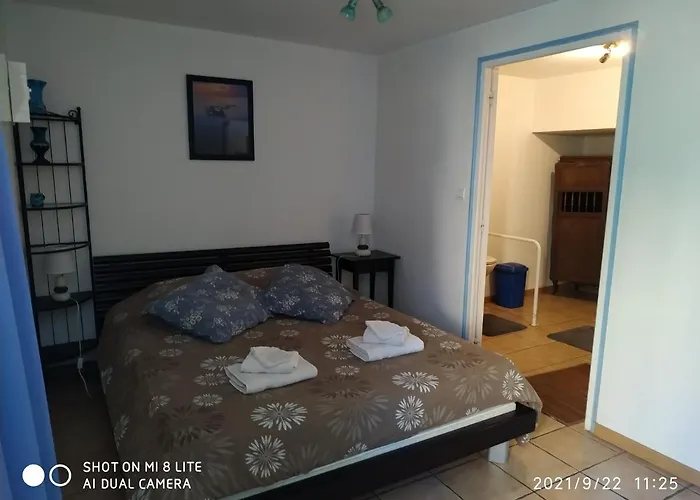 Du Prieure Vaux-sur-Vienne